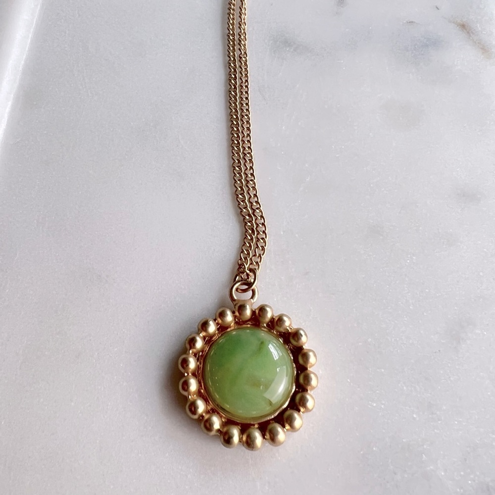 Macys NWT necklace